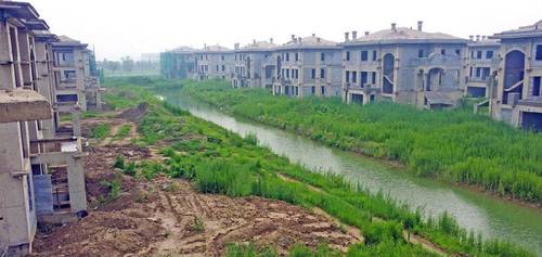 京津新城3000套豪华别墅9成空置_频道-广元_腾讯网