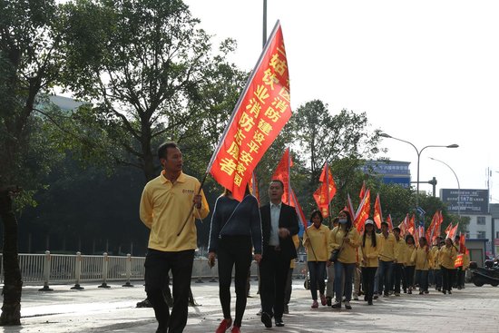 119消防主题宣传月 三姑饮业消防志愿者骑行圆