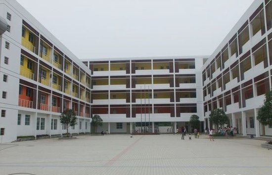 看看下嫁临桂新区的好学校周边有哪些楼盘