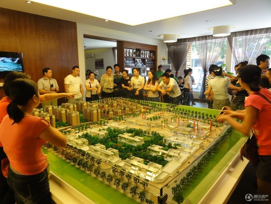 3月15日市区专线看房团7盘同赏最高优惠11万元