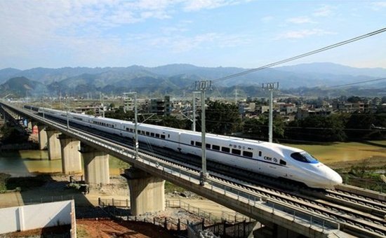 高铁带动经济腾飞 桂林滨北商业地产迎春天_频
