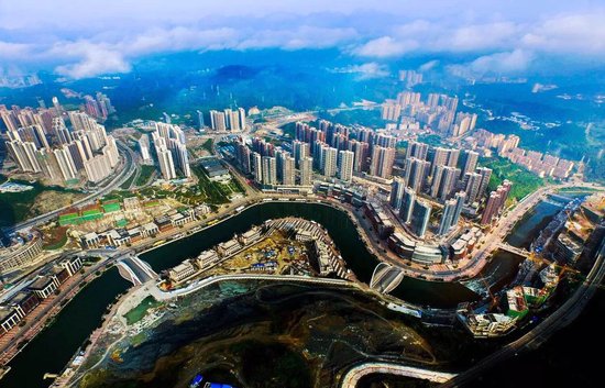 贵阳区gdp_再接再厉 贵阳各区市县2018年GDP排行出炉(2)