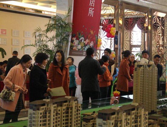 上海个人住房贷款增速持续放缓 专家称调控见