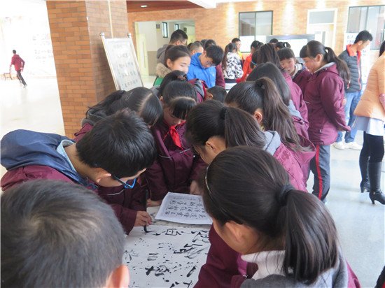 乐湾国际实验学校首届校园艺术节隆重开幕_房产_腾讯网