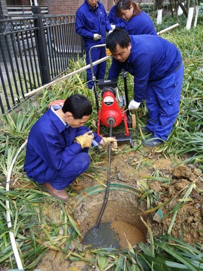 猴年春节,那些不回家的保利物业人