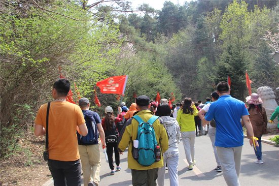 4月25星浩资本-星光耀公益慈善徒步活动落下帷