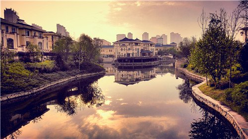 峰暴来临冰城开唱 保利观澜粉丝专车盛情启动