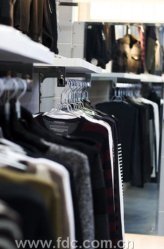 武汉时尚外贸男装店导购_搜街