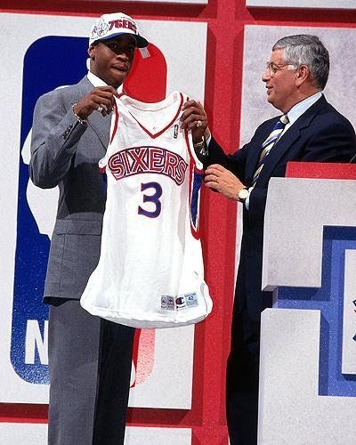 艾弗森正式决定退役 96黄金一代状元就此谢幕