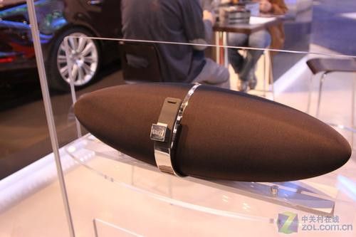 齐柏林飞艇! B&W音响现身美国CES2010_湖
