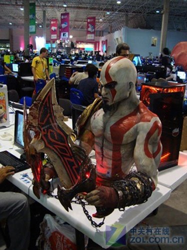 逼真再现 战神 主角 超强mod机箱欣赏_湖北3c