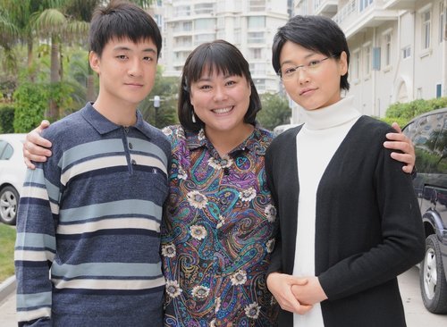 《<em>我的</em>三个母亲》热拍中 李菁菁张延交换育儿