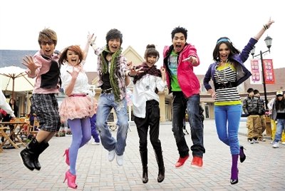 《歌舞青春》拍主题曲MV_湖北娱乐频道媒体