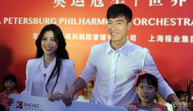 <em>刘翔</em>岳母为<em>女儿</em>正名:她是军人没整容(图)_大楚