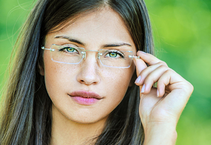 武汉ICL人工晶体植入手术会不会有后遗症?