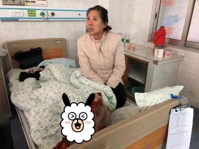 图为:郭宇泽的奶奶赵女士接受笔者采访