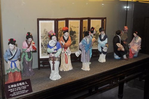 潘金莲胸部全婐 雕塑图片
