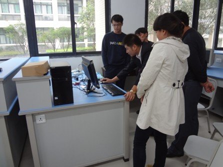 重庆工职院建成专业数据恢复实训室