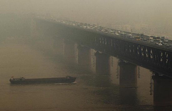 武汉摆脱雾霾污染前十 周三有望告别雾天