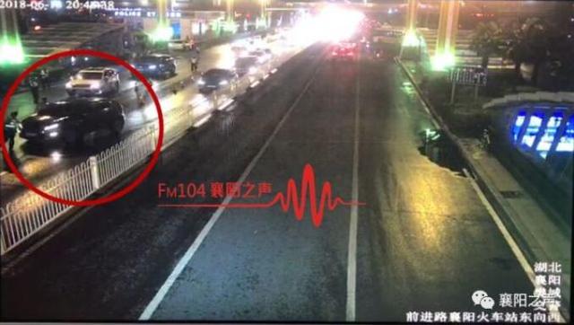 �������&ldquo;˫��Ϸ&rdquo;���ܾܵƼ����� ��㶥��