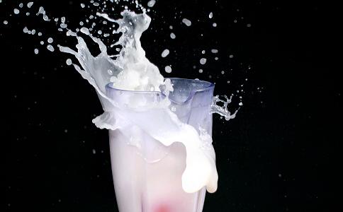 早上喝酸奶可以减肥吗 搭配什么喝效果好