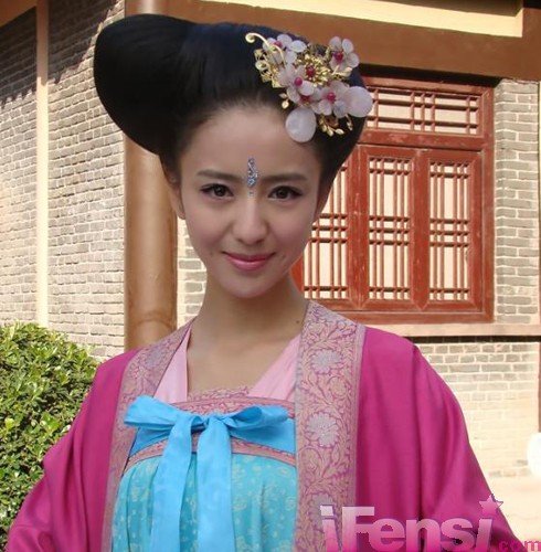 郑爽杨幂刘亦菲陈好大PK 谁是<em>最美古装美女</em>(图