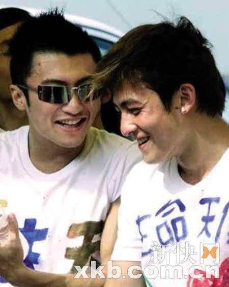 谢霆锋陈冠希<em>狭路相逢</em>一笑置之 全程细节曝光