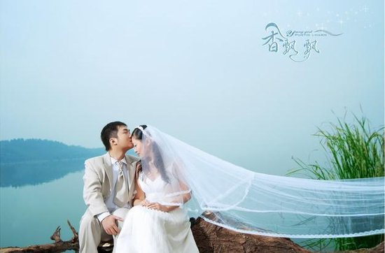 桥婚纱照_婚纱照风格