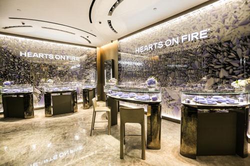 国际著名钻石品牌HEARTS ON FIRE闪耀武汉