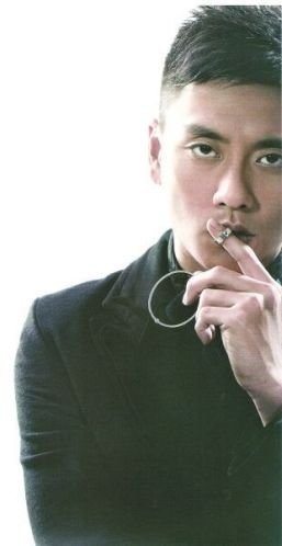 黄宗泽家中被偷拍裸照 香港公署裁定狗仔违规