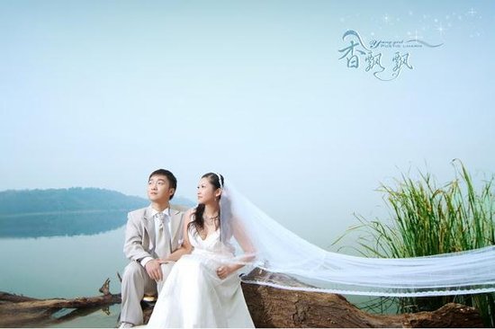 桥婚纱照_婚纱照风格