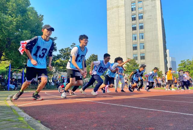 强健体魄,激扬青春,武汉二轻校秋季学生田径运动会不断档