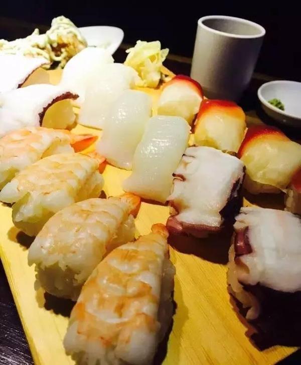 武汉这条街的攻略火到爆2017万松园美食宵夜美食城龙岩大酒店图片