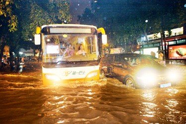 南方11省市暴雨成灾 广东保险业损失约4.45亿