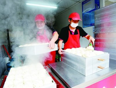85后合伙人踏踏实实经营包子铺 惹媒体热议