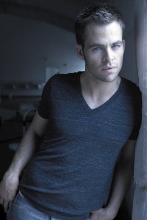 布拉德·皮特靠边站 “柯克船长”最性感