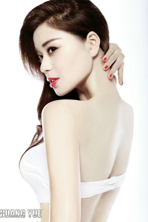 嘉妮小s谢娜人气女主播<em>性感</em>大比拼(图)_腾讯·