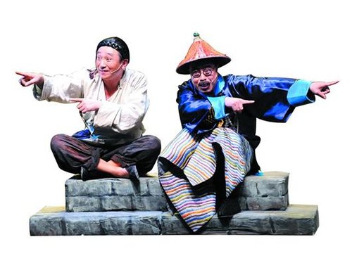 大型方言喜剧《一枪拍案惊奇》在汉打动人心