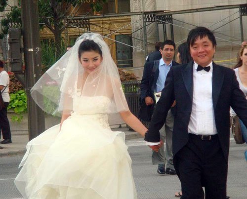 结婚,并创造了相识41天便闪婚的记录.但对于这组婚纱照的曝高清图片