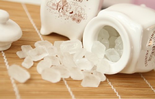 冰糖不可貌相 粗糙多晶冰糖味甜更实惠