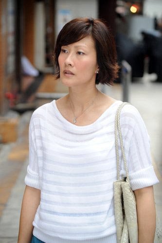 明星装嫩的特殊 笑 果 要有勇气迎接观众的板砖