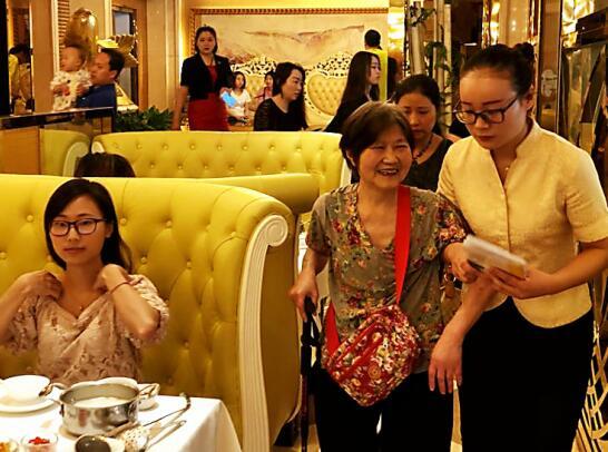 红鼎豆捞携手Today便利店让鲜生活理念席卷武汉