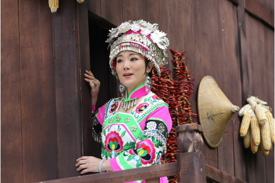 黄梅戏曲歌舞电影《<em>妹娃要过河</em>》登陆城市院线