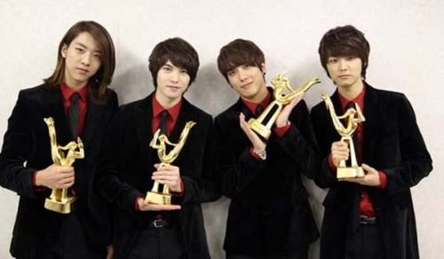 韩国26届金唱片大奖日本落幕 CNBLUE荣升四