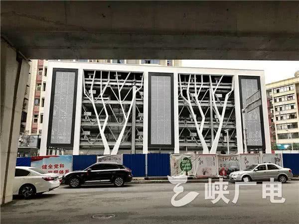 市中心医院江南院区对面地块停车场 地面立体停车场(2个) 宜昌东站西
