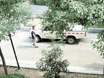 武汉交管部门整治驾校乱象 9月起电脑监控学时