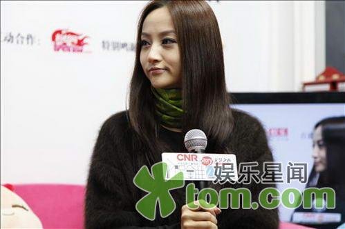 莫熙儿携新歌《刺猬效应》做客叱咤公信榜