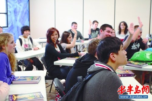 一游两国亲子考察营选择美加中学ESL对接课