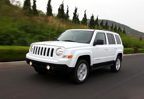 武汉奇星 JEEP指南者\/自由客颜色全现车足