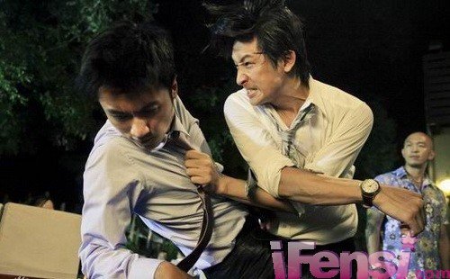 《下一个奇迹》剧照 谢霆锋被打青筋暴起(图)_